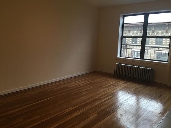 4th image of 520 Lincoln Pl APT 4B