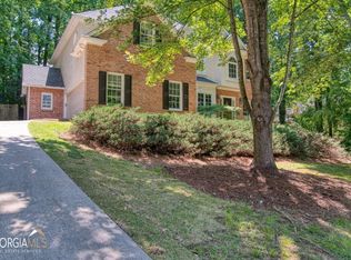 3555 Chartwell Trl, Suwanee, GA 30024