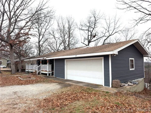 722 Riley Ridge Rd, Linn Creek, MO 65052