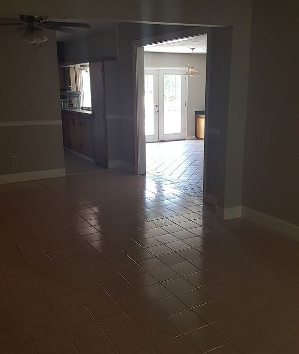 2nd image of 2481 Paulding St NW APT A