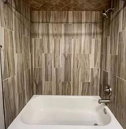 3rd image of 6704 Grand Ave APT 1