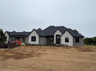 66930 Dorothy Trl, Washington, MI 48095