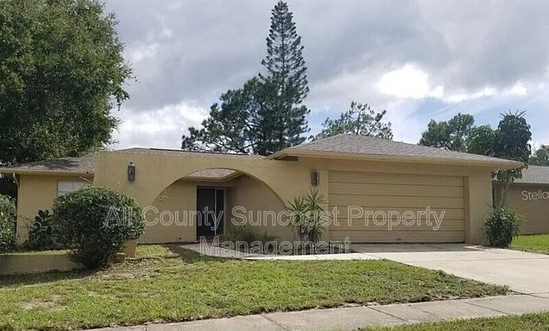 1st image of 2636 Orangewood Ct