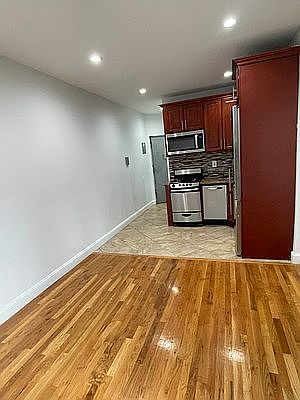 4th image of 330 Lewis Ave #1CC