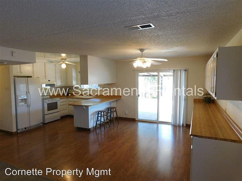 2nd image of 5901 Valley Vale Way