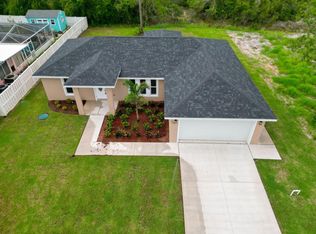 136 Lincoln Rd, Lake Placid, FL 33852