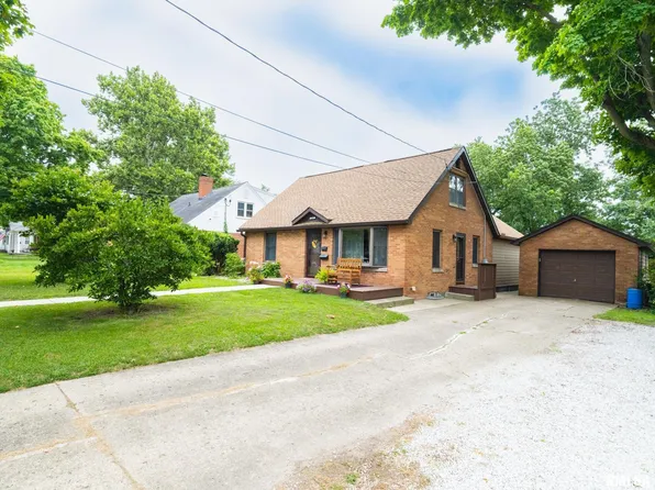 1000 Eldridge St, Washington, IL 61571