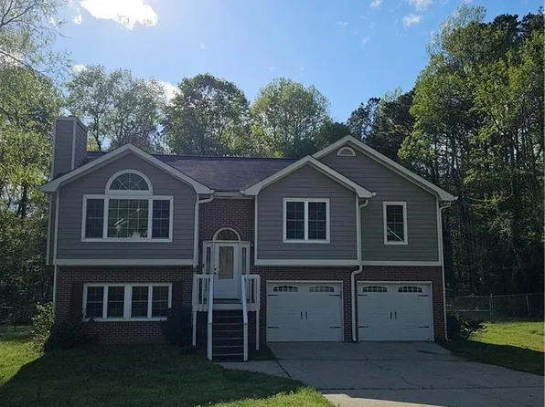 25 Shady Ct, Carrollton, GA 30116