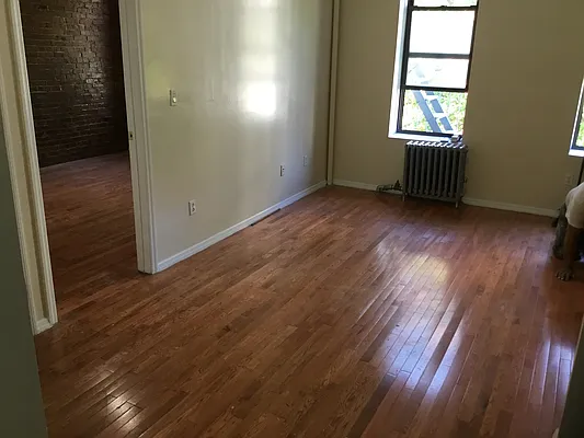 Rented by Owner | media 9