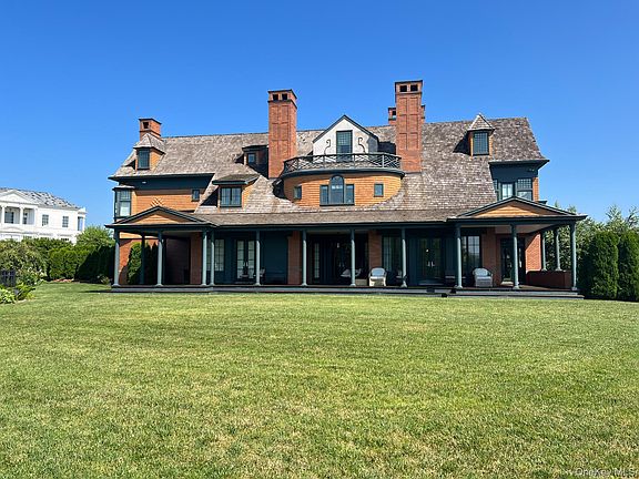 4th image of 5041 Goodridge Avenue