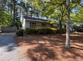 2085 Longleaf Dr W, Pinehurst, NC 28374