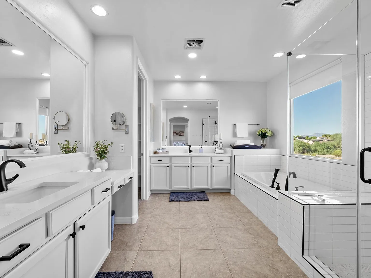 4 bed, 3.5 bath, 3592 sqft, $4,900 — Photo 3