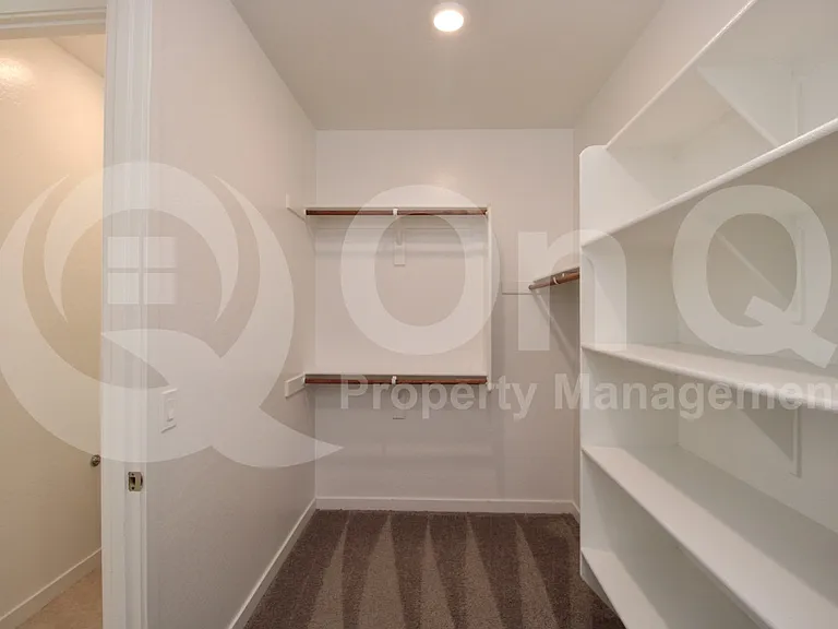 1158 E Sabino Dr — Photo 23