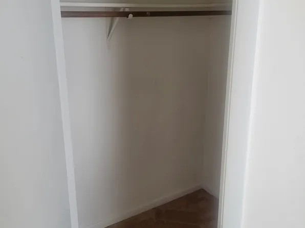 (undisclosed Address), Hampton, VA 23664