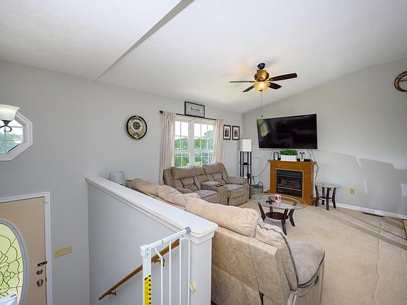 5th image of 716 Russell Woods Dr