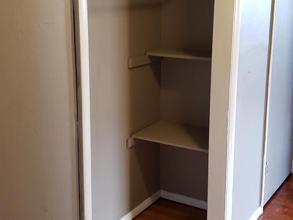 4th image of 210 Polk St APT 5