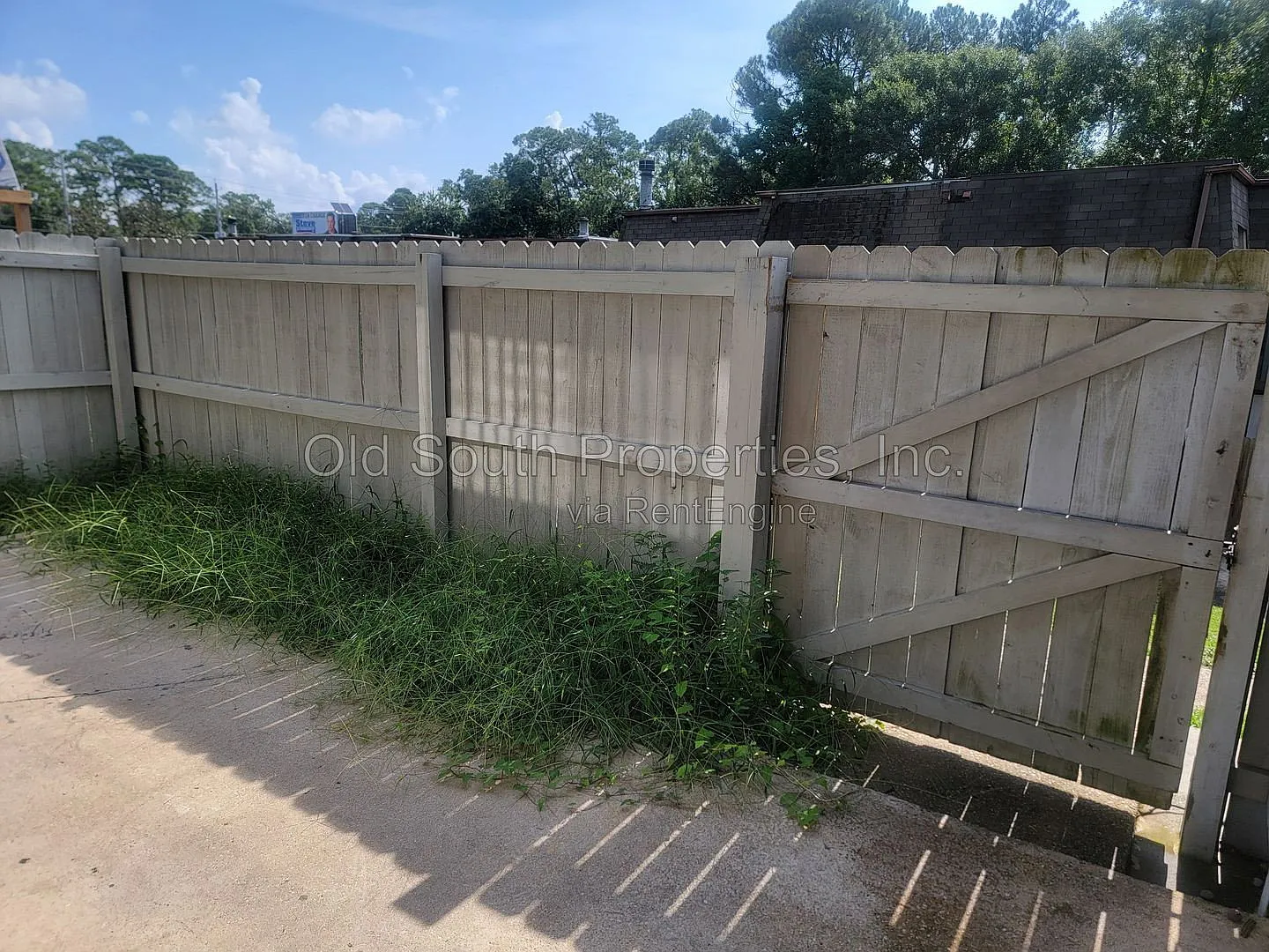 2 bed, 2.5 bath, 1164 sqft, $1,300 — Photo 2