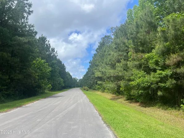 140 Baytree Lane, Havelock, NC 28532