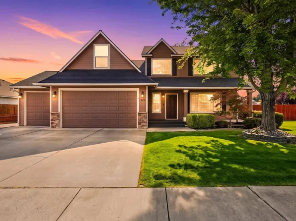 621 S Young Ct, Kennewick, WA 99336