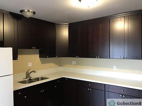 4th image of 4714 Cereza St
