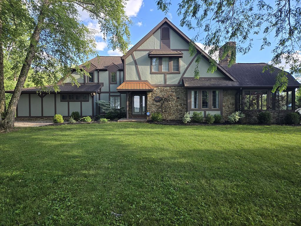 4267 W 180 S - Property Image