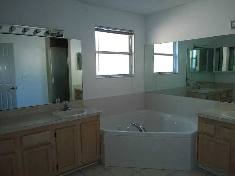 8528 Echoridge Ct — Photo 38