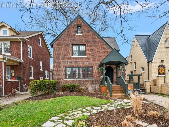 463 Lakewood St, Detroit, MI 48215