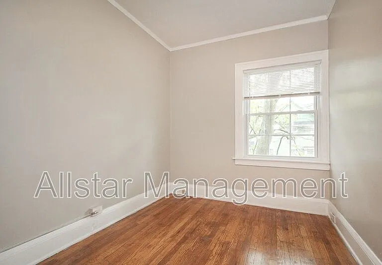 3065 E Derbyshire Rd — Photo 22