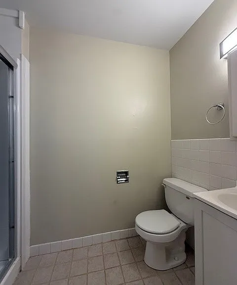527 W Eastman St #1C — Photo 11