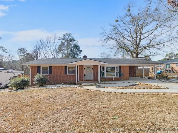 6414 Huntleigh Ct, Fayetteville, NC 28303