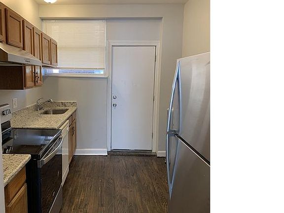 4th image of 6439 S Kenwood Ave #1