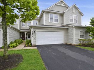 2936 Falling Waters Dr #NONE, Lindenhurst, IL 60046