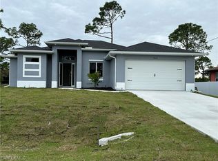 2813 9th St SW, Lehigh Acres, FL 33976