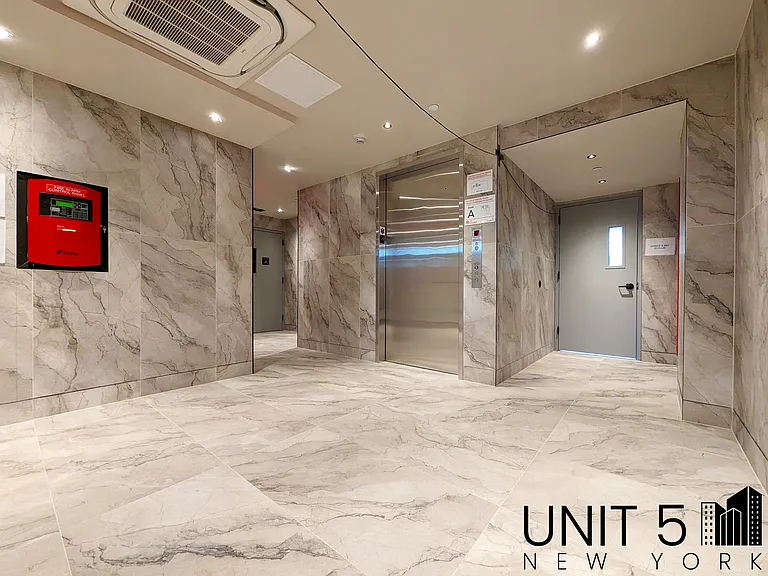 388 Vernon Ave #404 — Photo 14