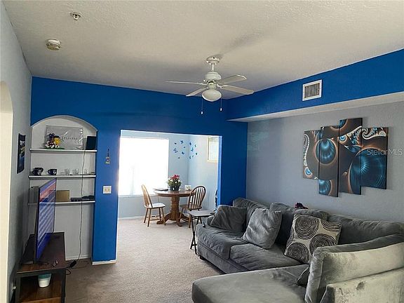 4th image of 822 Camargo Way Unit 311