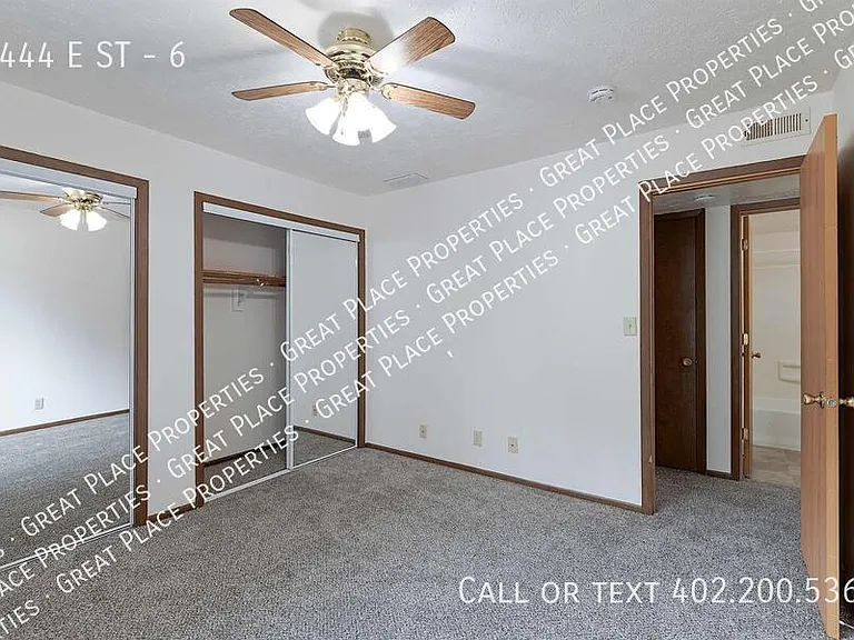 2444 E St #6 — Photo 17