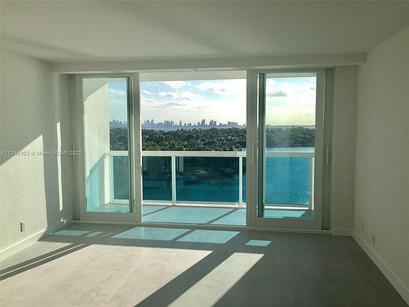 3rd image of 6770 Indian Creek Dr APT 10M