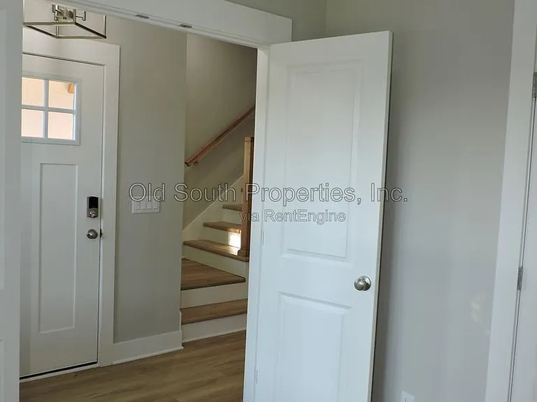 706 N F St #A — Photo 13