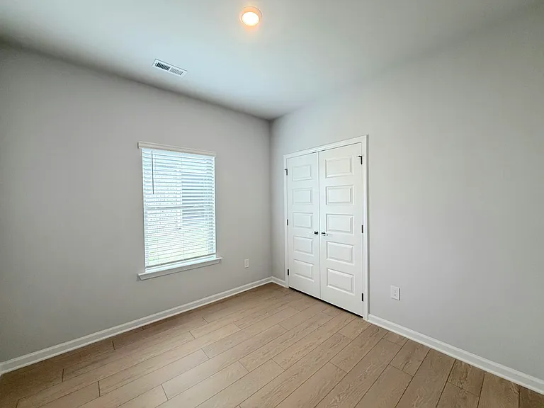 204 Stockyard Cir — Photo 27