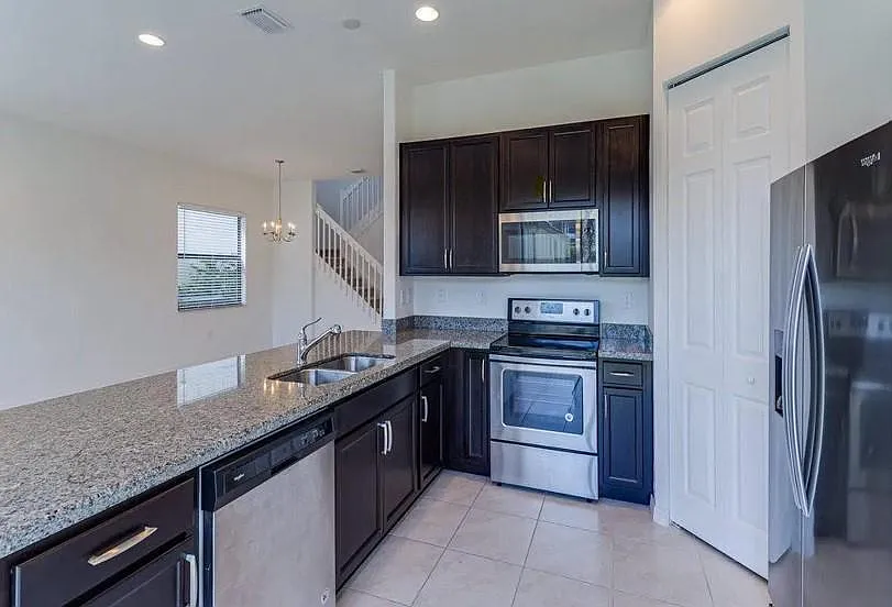 5348 Cameron Dr — Photo 3