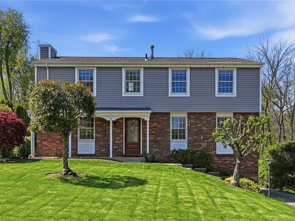 44 Forest Glen Dr, Imperial, PA 15126