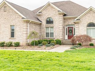5400 Atra Ct, Louisville, KY 40299