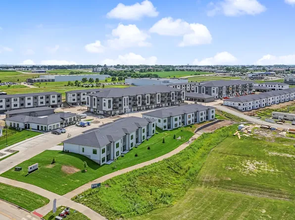 1620 Callaway Ln, Norwalk, IA