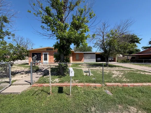 227 Hogan Dr, Del Rio, TX 78840