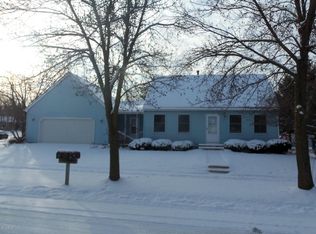 1908 42nd St NW, Rochester, MN 55901