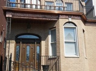 2858 W Lyndale St #1, Chicago, IL 60647