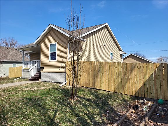 4th image of 925 N St SW