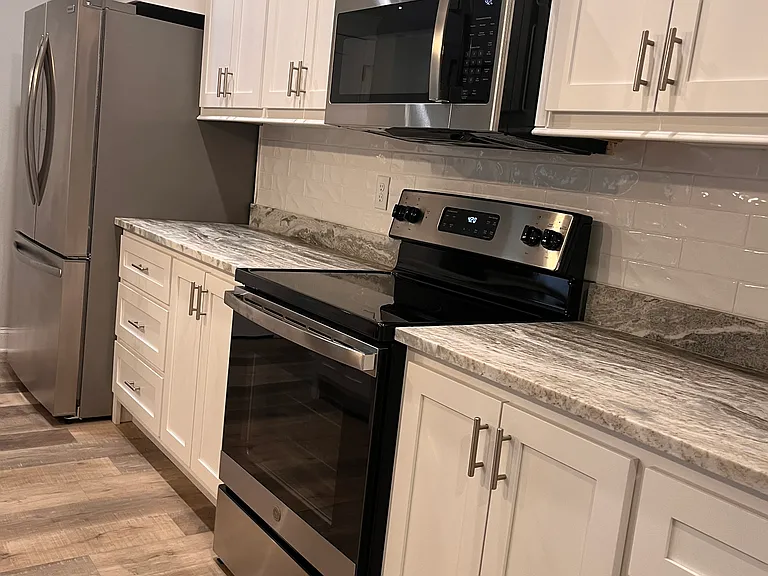 192 Clear Creek Dr — Photo 2