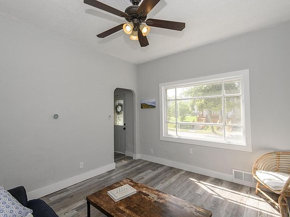 3rd image of 2572 S Howell AVENUE