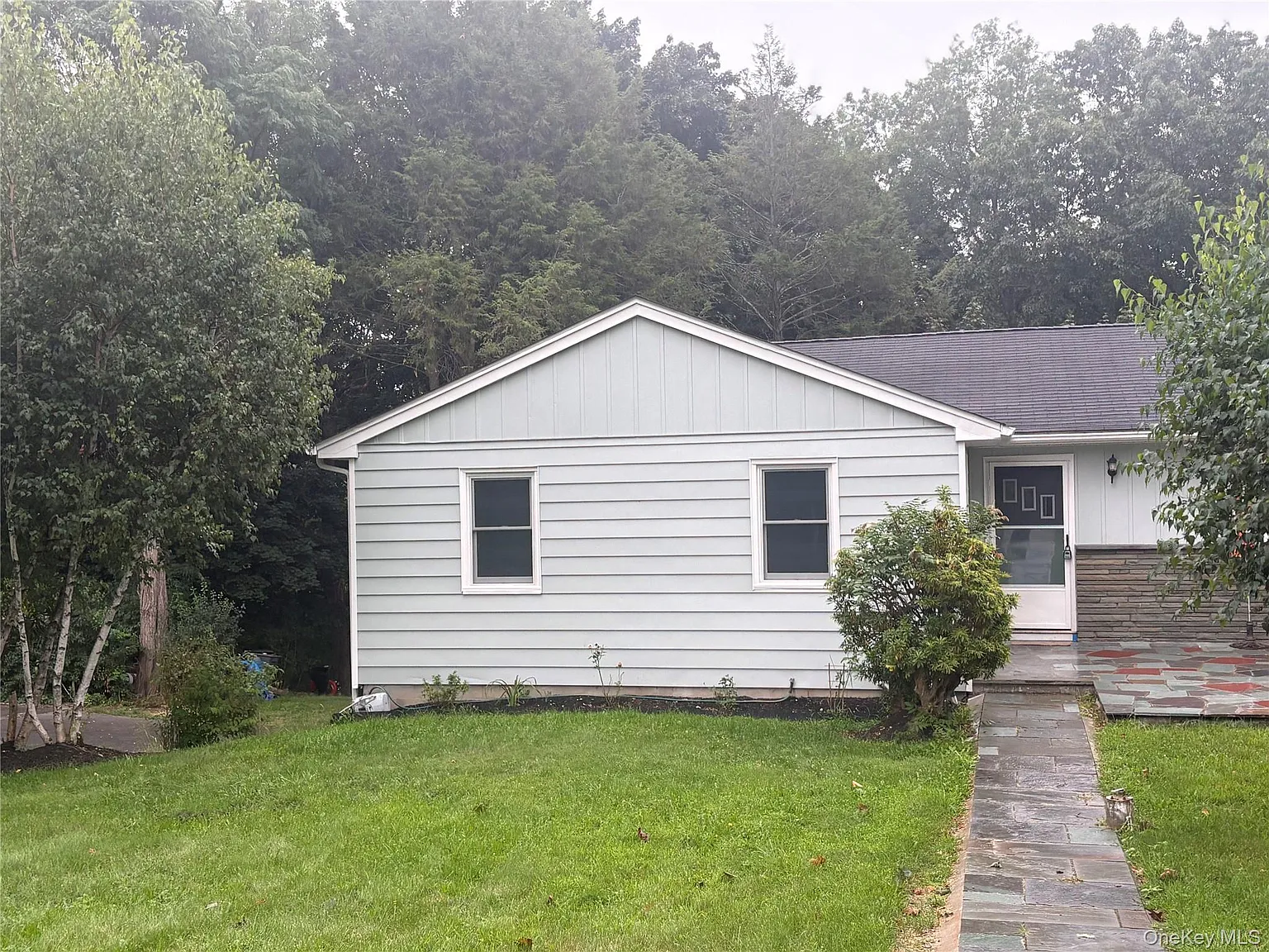 3 bed, 1446 sqft, $3,900 — Photo 2